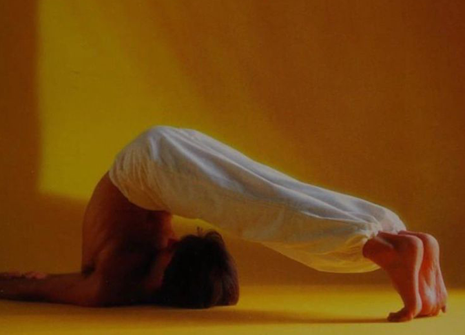 Yin Yoga (Morning) — The Architecture of Stillness